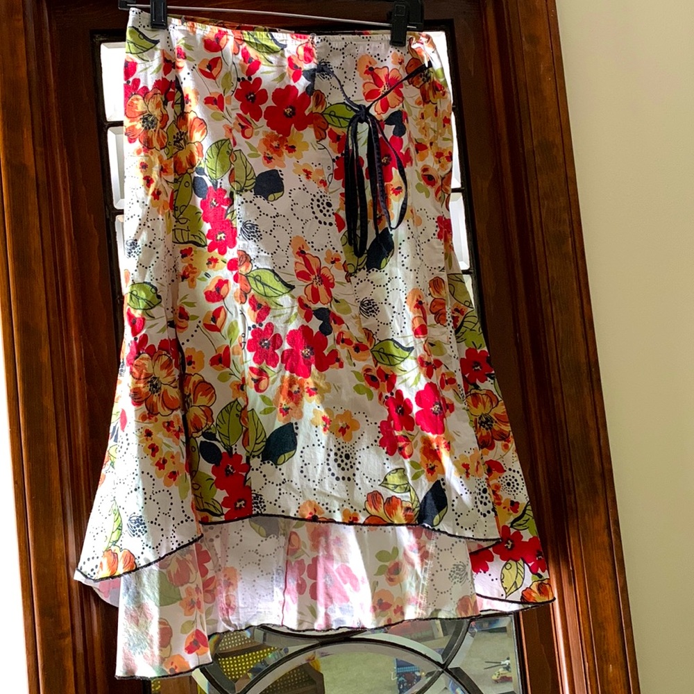 Flowery Angie skirt,  size medium